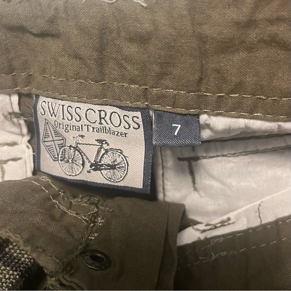 Swiss Cross cargo green olive Boys shorts 7 many pockets belt zip button - Picture 13 of 15